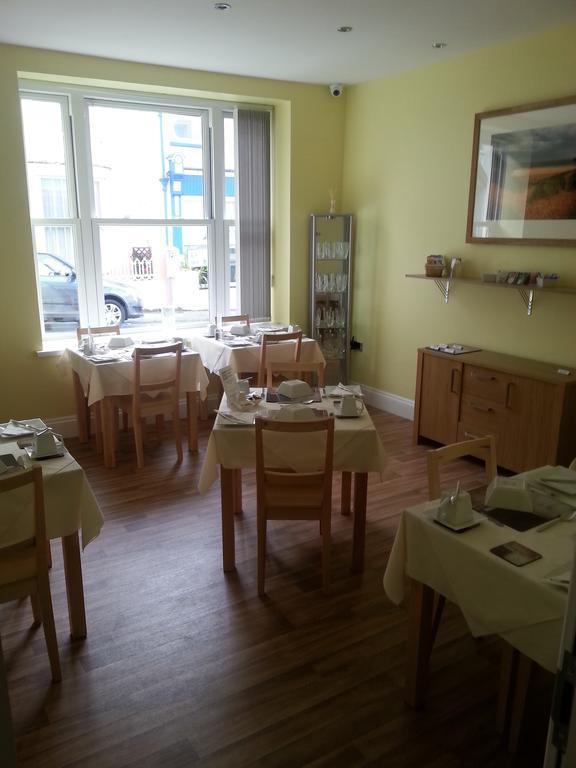 White Rose Guest House Тенби Экстерьер фото